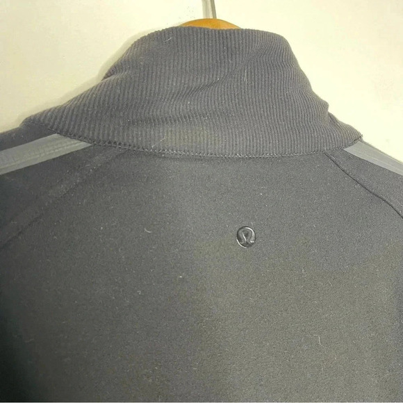 Lululemon Kung Fu Jacket Men's Black Active Size Large - Picture 4 of 7